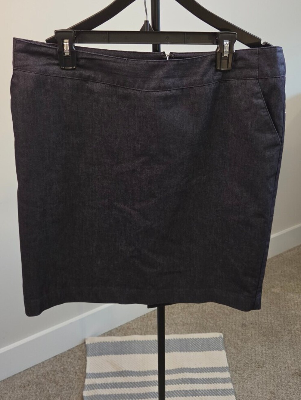 Merona Stretch Dark Denim Pencil Skirt Size 14